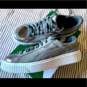 Puma Suede Platform LunaLux - Women’s 11